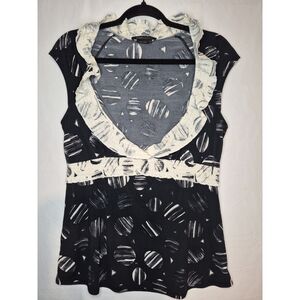 BCBG  MAXAZRIA black and white sleeveless ruffle blouse Woman's Size Medium